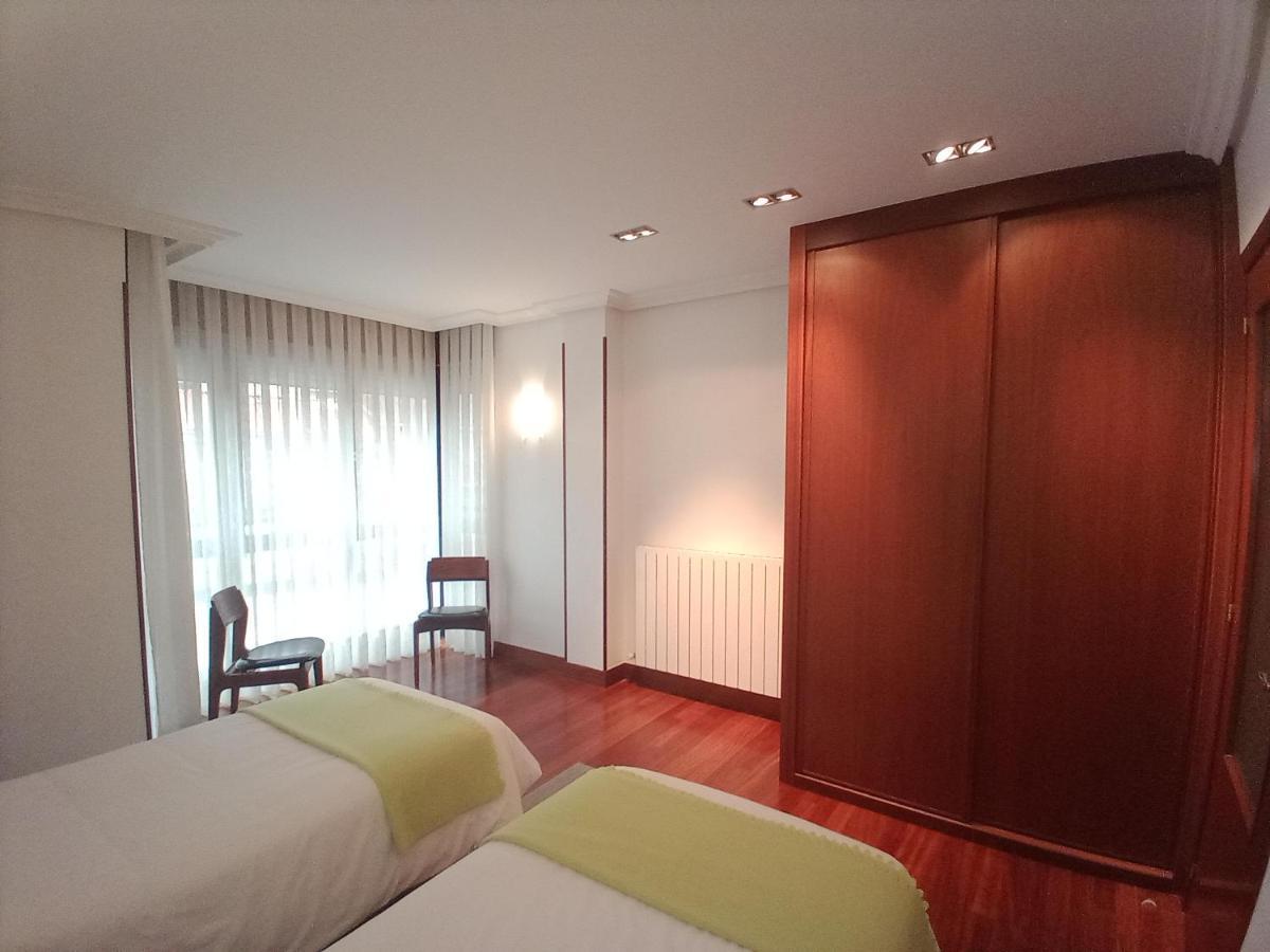 Apartamento Ana Con Garaje Éibar Екстериор снимка
